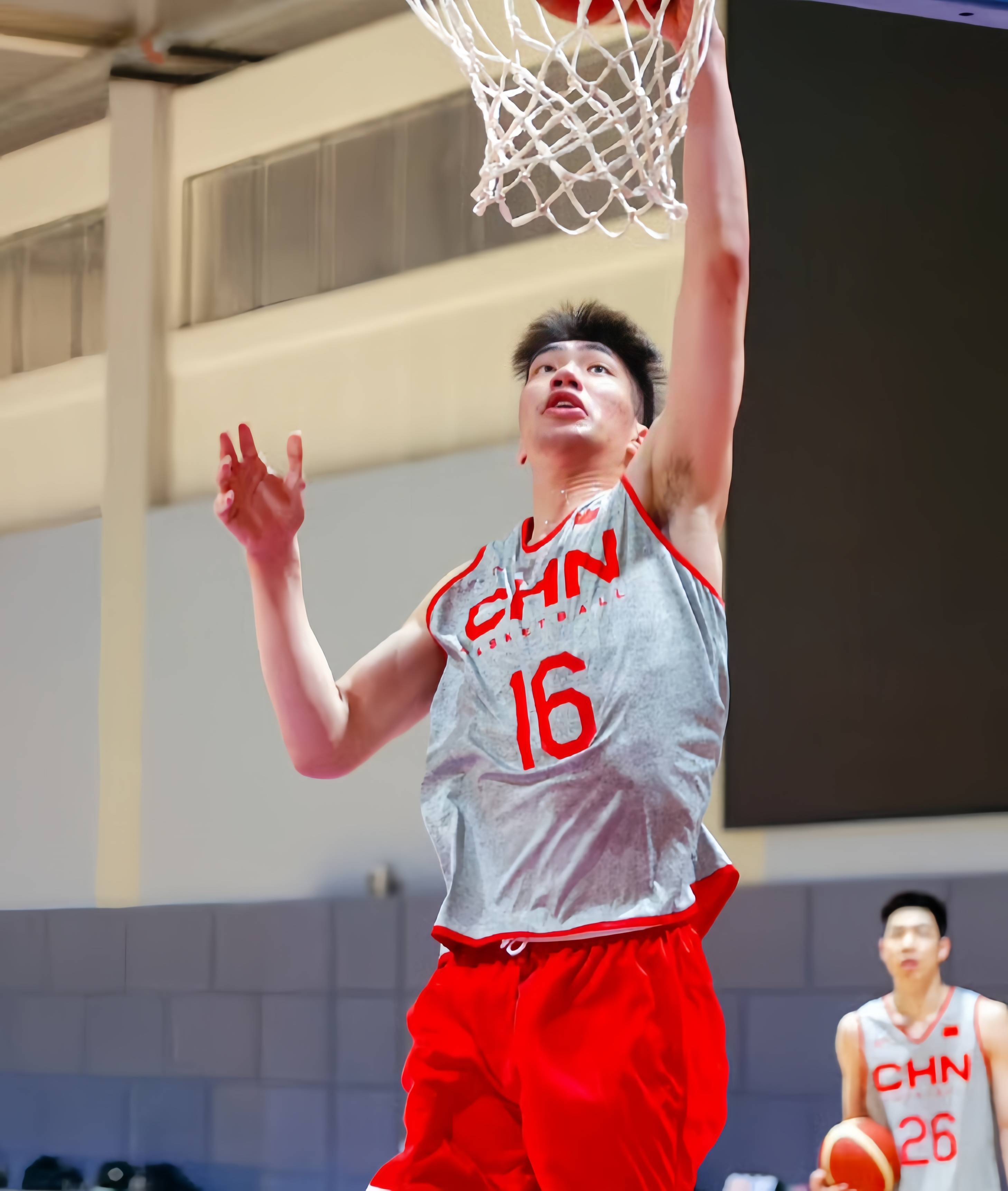 开云登录入口-关于今晚CBA常规赛传出新动向；斯图加特单刀错失；管理层表态——管理层满意；球探报告显示潜力的信息