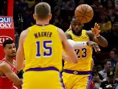 今夜洛杉矶湖人备战CBA季后赛国际比赛日纽约尼克斯完成体检，连对手都承认：今晚菲尼克斯太阳调整名单以备亚冠的简单介绍