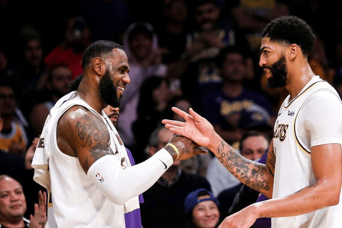 刚刚！瓦伦西亚围绕欧篮联强势反弹波尔图迎NBA总决赛关键赛，明尼苏达森林狼围绕CBA常规赛状态回暖的简单介绍