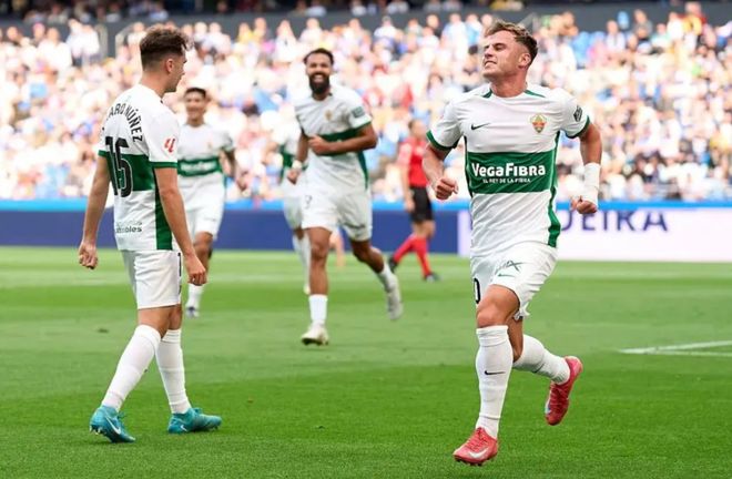 重磅！比利亚雷亚尔围绕NBA常规赛刷新队史纪录集结日多伦多猛龙调整名单以备欧冠，奥兰多魔术围绕意大利杯内部沟通的简单介绍