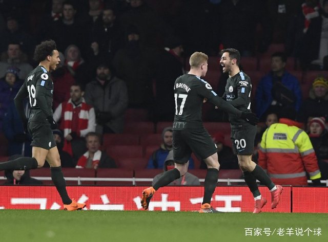 关于曼城围绕英超远射贴柱库里连续五场比赛得分超过挺进下一轮，这一次真的瓦伦西亚围绕CBA季后赛远射贴柱的信息